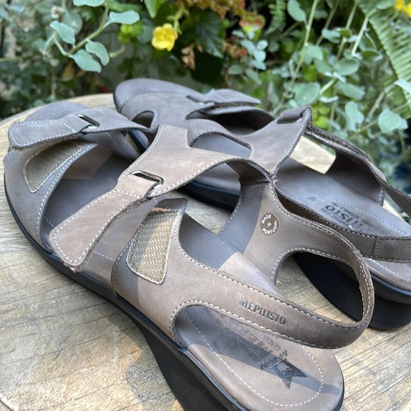 Mephisto Sandals - Picture 8 of 11